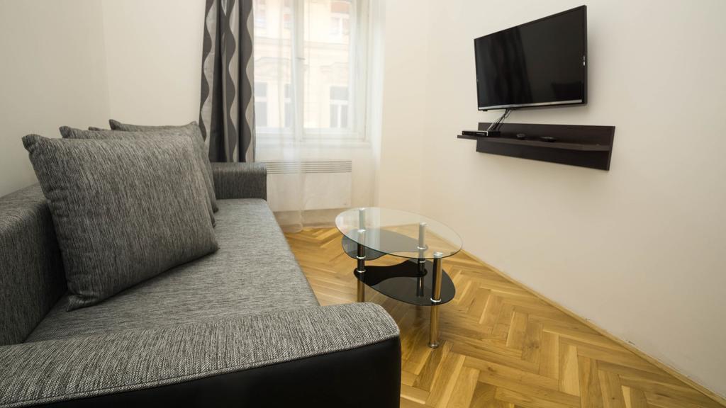 Black & White Apartment Prague By Wenceslas Square And Muzeum Exteriér fotografie